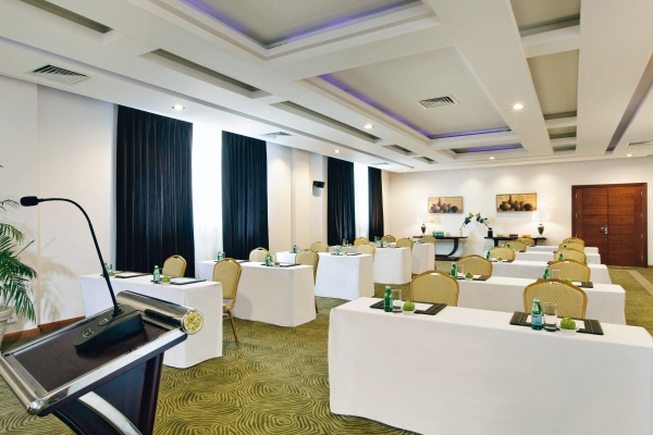 Hotel MOVENPICK RESORT SOMA BAY